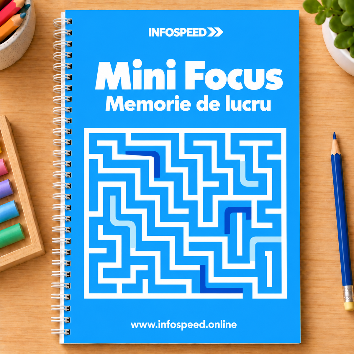 Mini Focus Memorie de lucru pe un birou, lângă creion