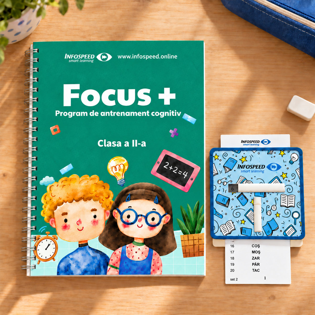 Pachetul pentru Școală: Focus Plus Clasa a II-a și Focus Vizual, pe birou